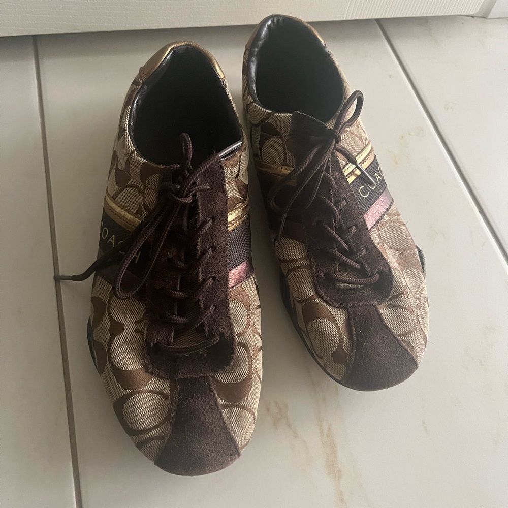 Coach monogram sneaker shoes sz 7.5